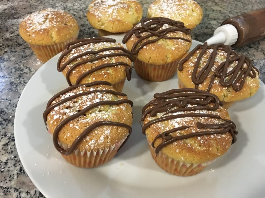 Muffin kinder maxi con ripieno colante di cioccolato – Fᴀᴛᴛᴏ ᴀ ᴍᴀɴᴏ ᴄᴏɴ ...